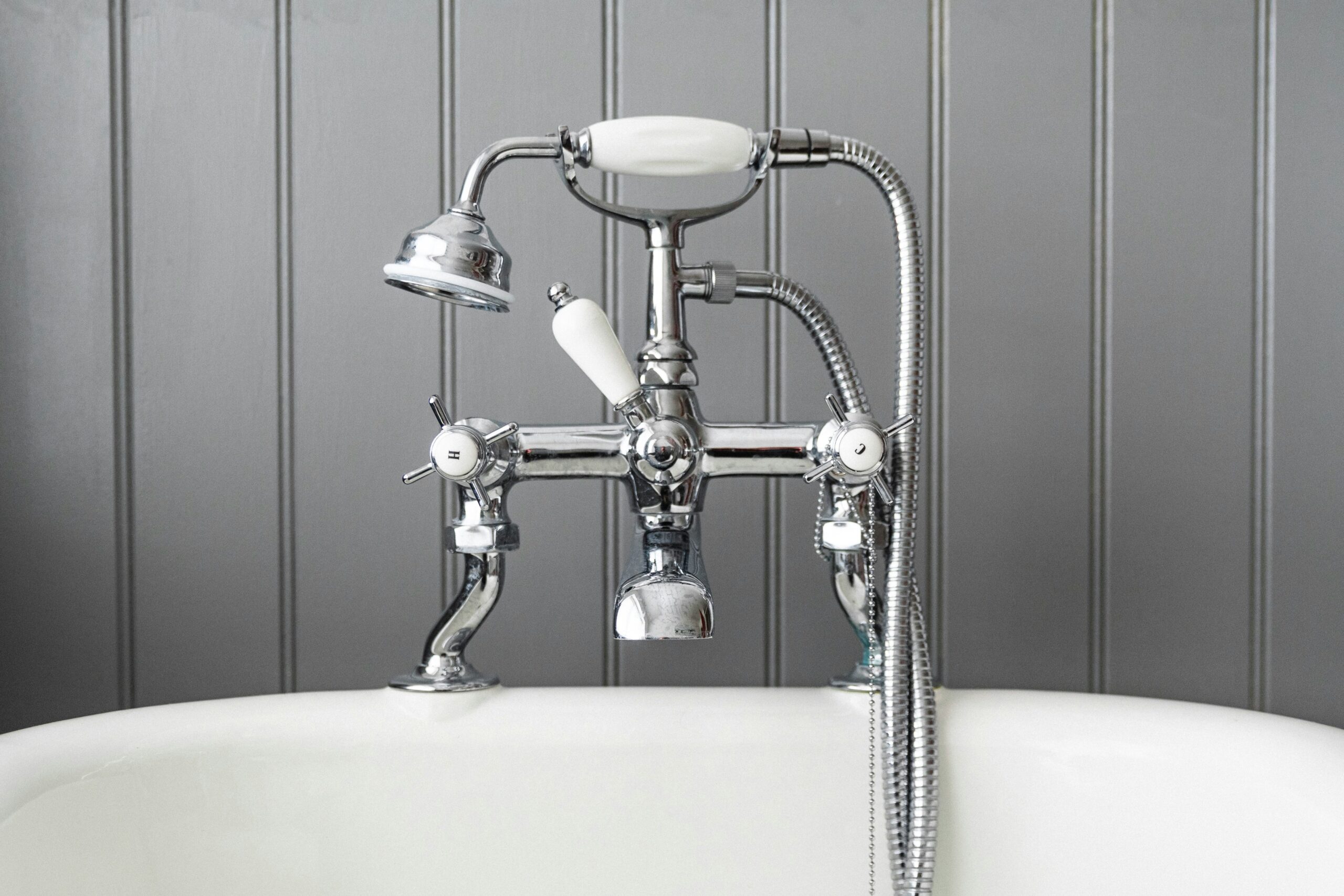 tiffin phaeton shower faucet