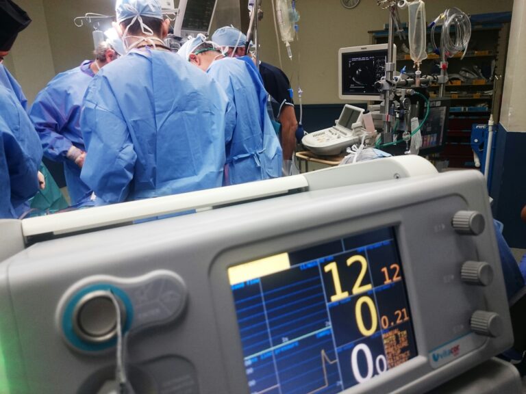 huron valley hospital​
